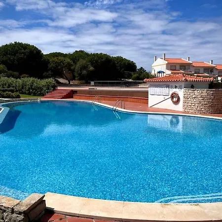 Condor Court Del Rey * Amoreira